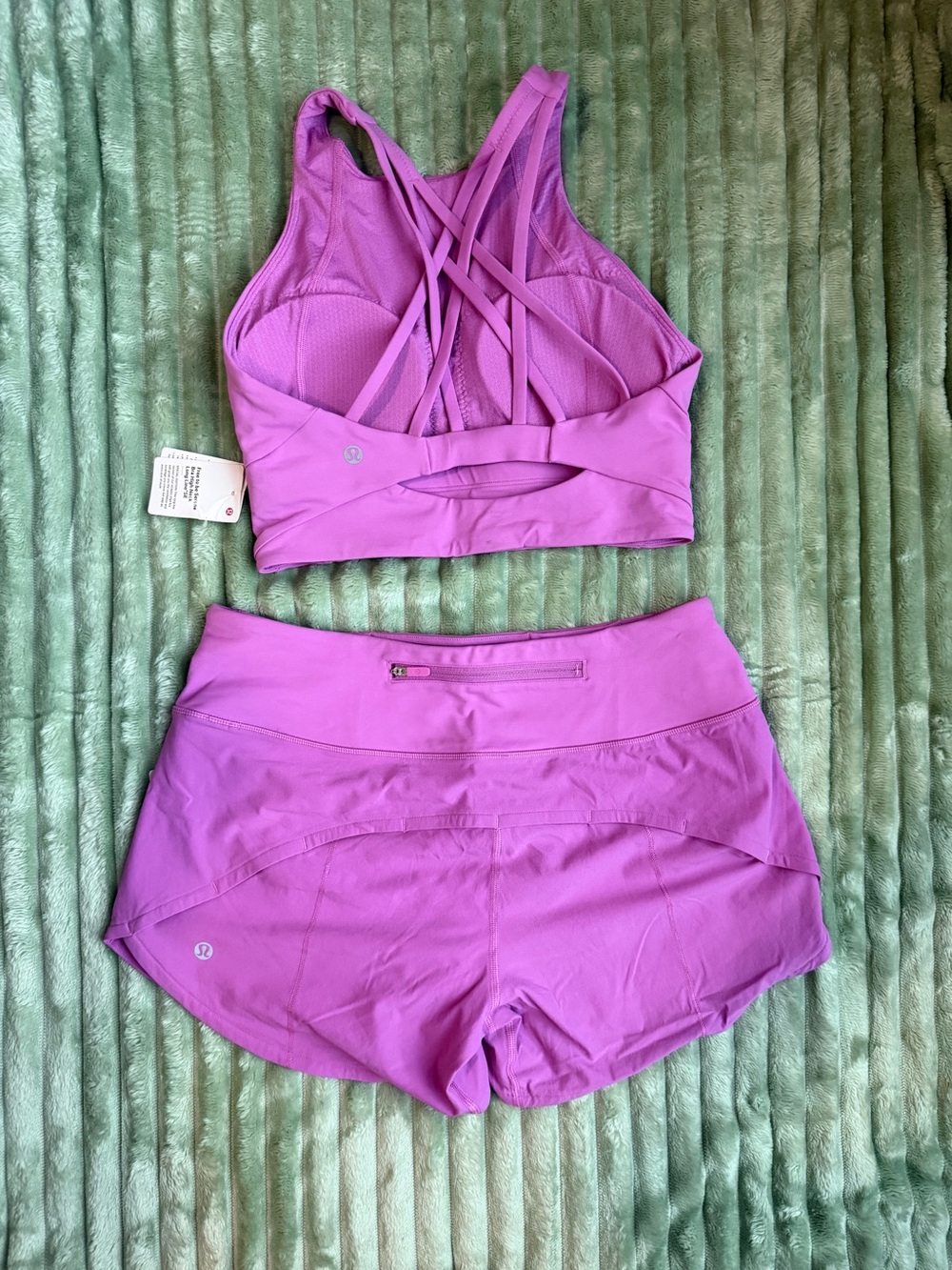 NWT MR 4” Speed Up Shorts - size 6 - Picture 3 of 6